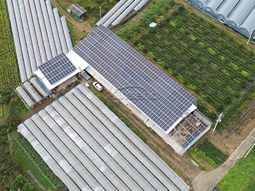 금속 지붕 장착 시스템 246KW, 한국